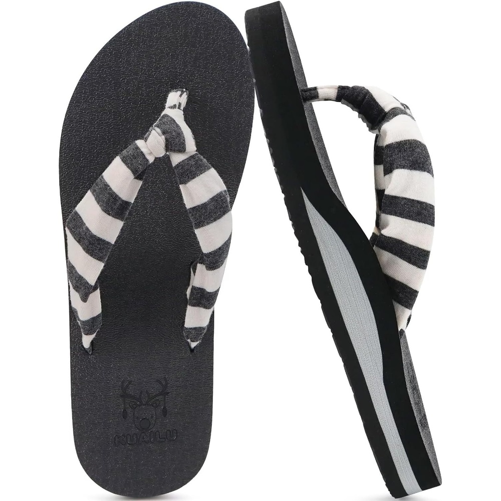 image:imageKuaiLu Flip Flops for Women with Arch Support Summer Beach Thong SandalsBlack White