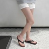 KuaiLu Womens Flip Flops Arch Support Yoga Mat Cushioned Thong Sandals(Khaki Black)