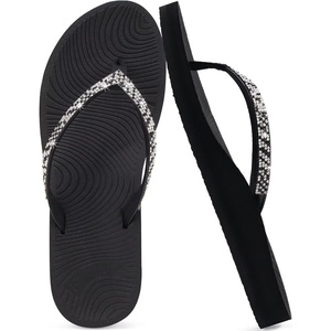 KuaiLu Women’s Rhinestone Flip Flops Arch Support Yoga Mat Cushion Sandals(Black)